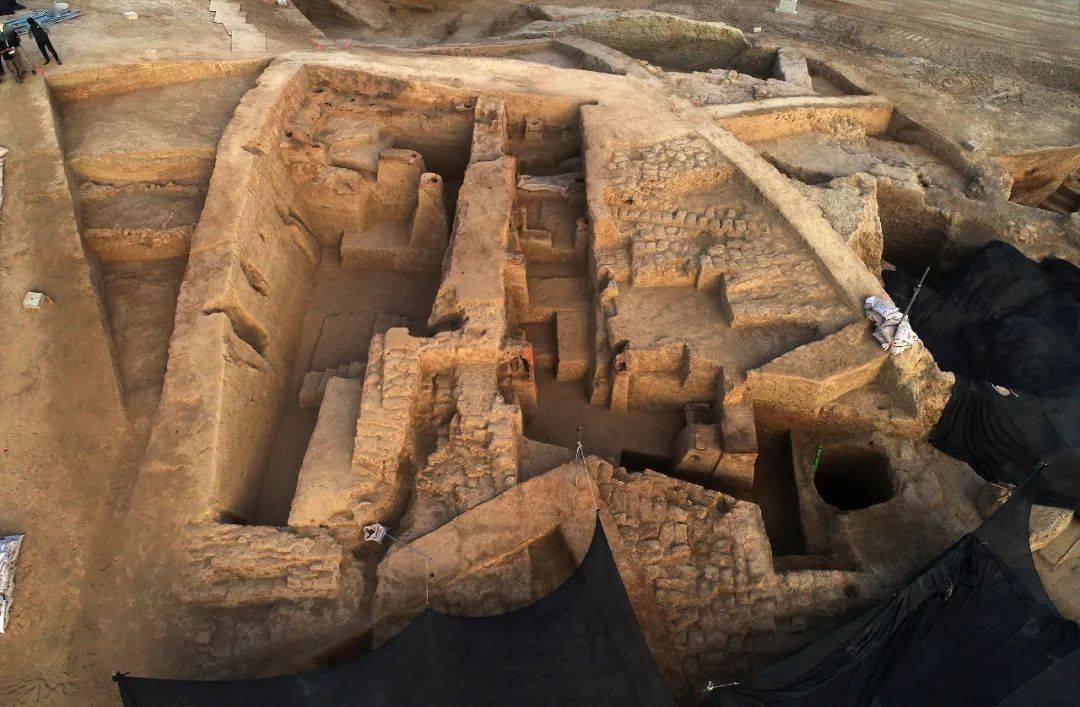 小河墓地遗址_小河墓地考古_小河墓葬群