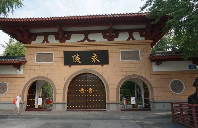 成都龙凤山公墓今年能扫墓吗_成都龙凤山公墓价格_成都龙凤山公墓