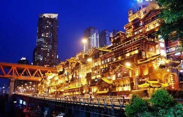 洪崖洞民俗风貌区简介_洪崖洞民俗风貌区_民俗风貌区洪崖洞景点介绍