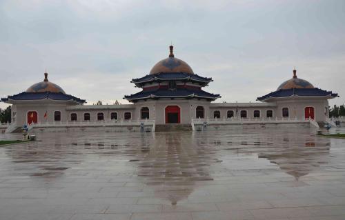 成吉思汗葬在什么地方_成吉思汗下葬_成吉思汗葬法