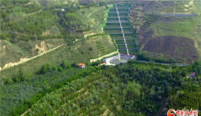 兰州龙凤公意昂4在哪里_兰州龙凤园公墓_兰州龙凤公意昂4电话号码