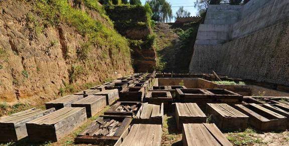 秦景公墓铭文_秦景公墓出土文物_秦景公墓