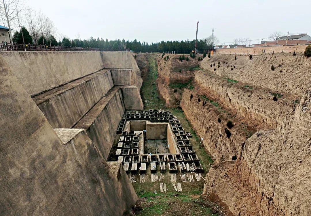 秦景公墓被盗了吗_秦景公墓殉葬_秦景公墓