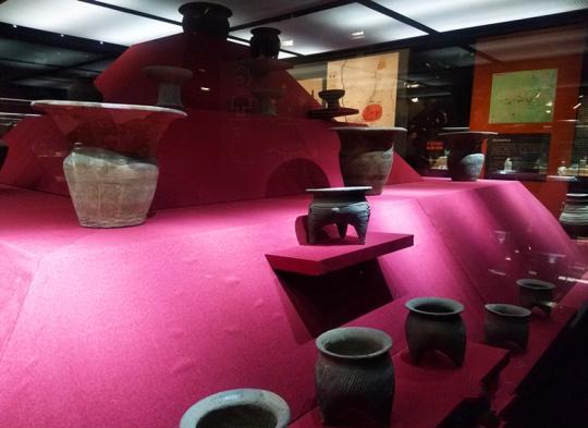 秦始皇陵墓地宫被打开过吗_秦始皇陵墓地宫_秦始皇陵墓地宫位置确定