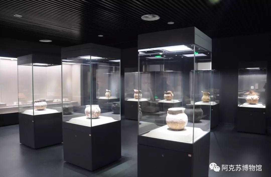 墓地小河出土文物图片_墓地小河出土图片_小河墓地出土