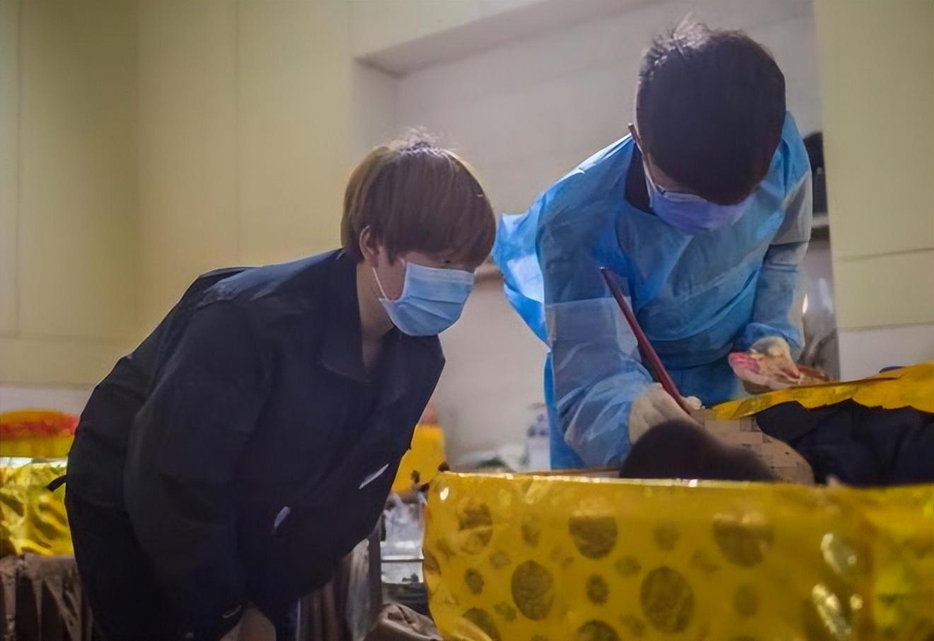 殡仪馆遗体化妆师_殡仪馆职场日常_殡仪馆注射尸体